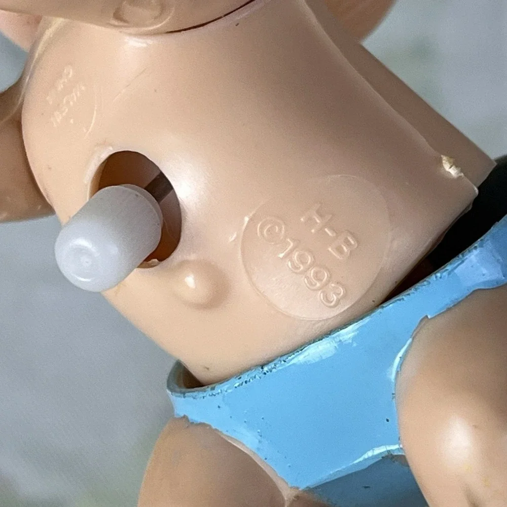 H-B 1993 Novelty Vintage Crawling Baby Wind Up Toy Blue Diaper Plastic Wiggles